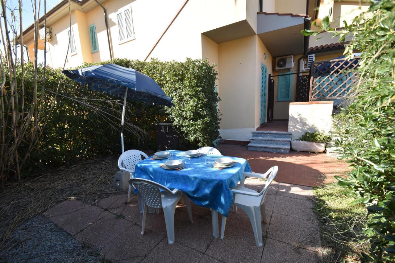 Appartamenti Sabbia - Zona Mare Con Terrazze, Clima, E Posti Auto Marina di Campo Dış mekan fotoğraf