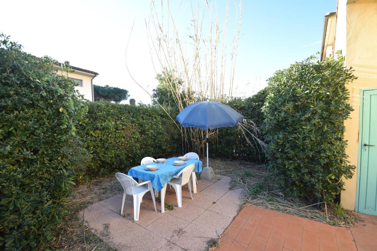 Appartamenti Sabbia - Zona Mare Con Terrazze, Clima, E Posti Auto Marina di Campo Dış mekan fotoğraf